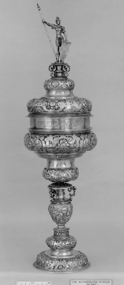 Standing cup with cover (hanap) — Unknown
