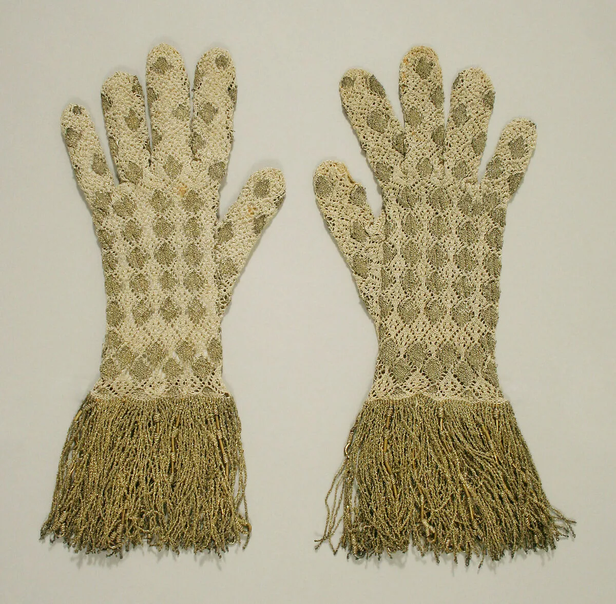 Gloves — Unknown