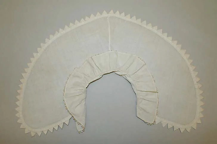 Collar — Unknown