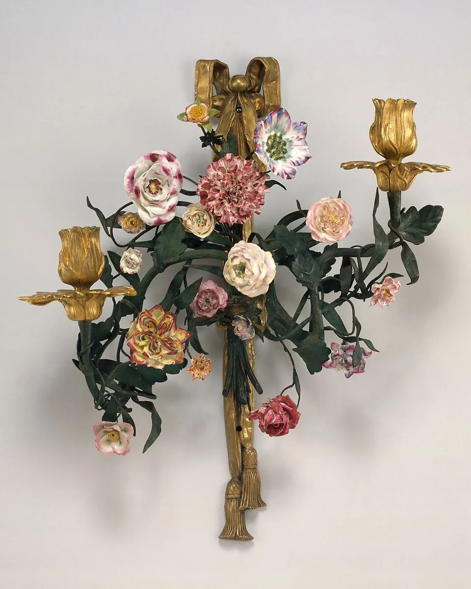 Pair of wall lights — Unknown