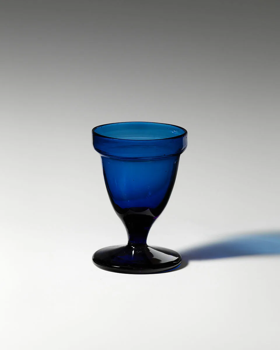 Egg cup — Unknown