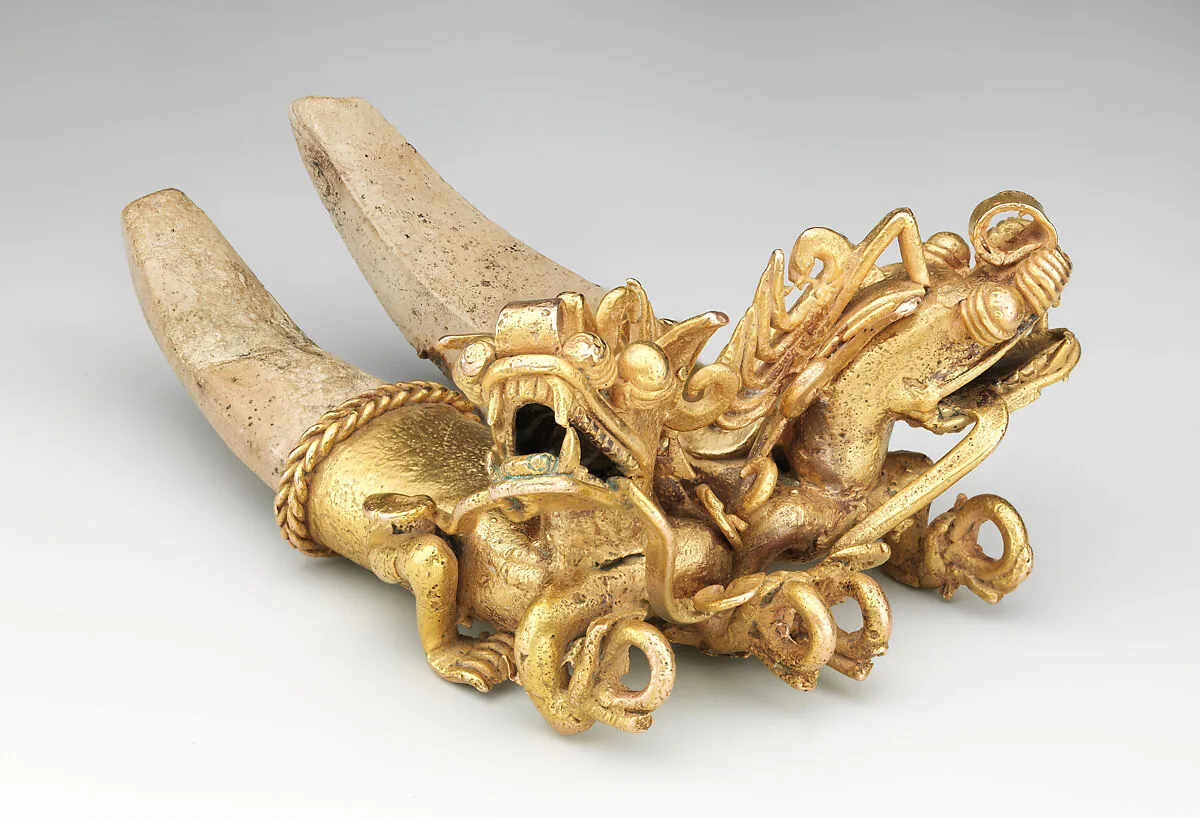 Double Crocodile Pendant — Unknown