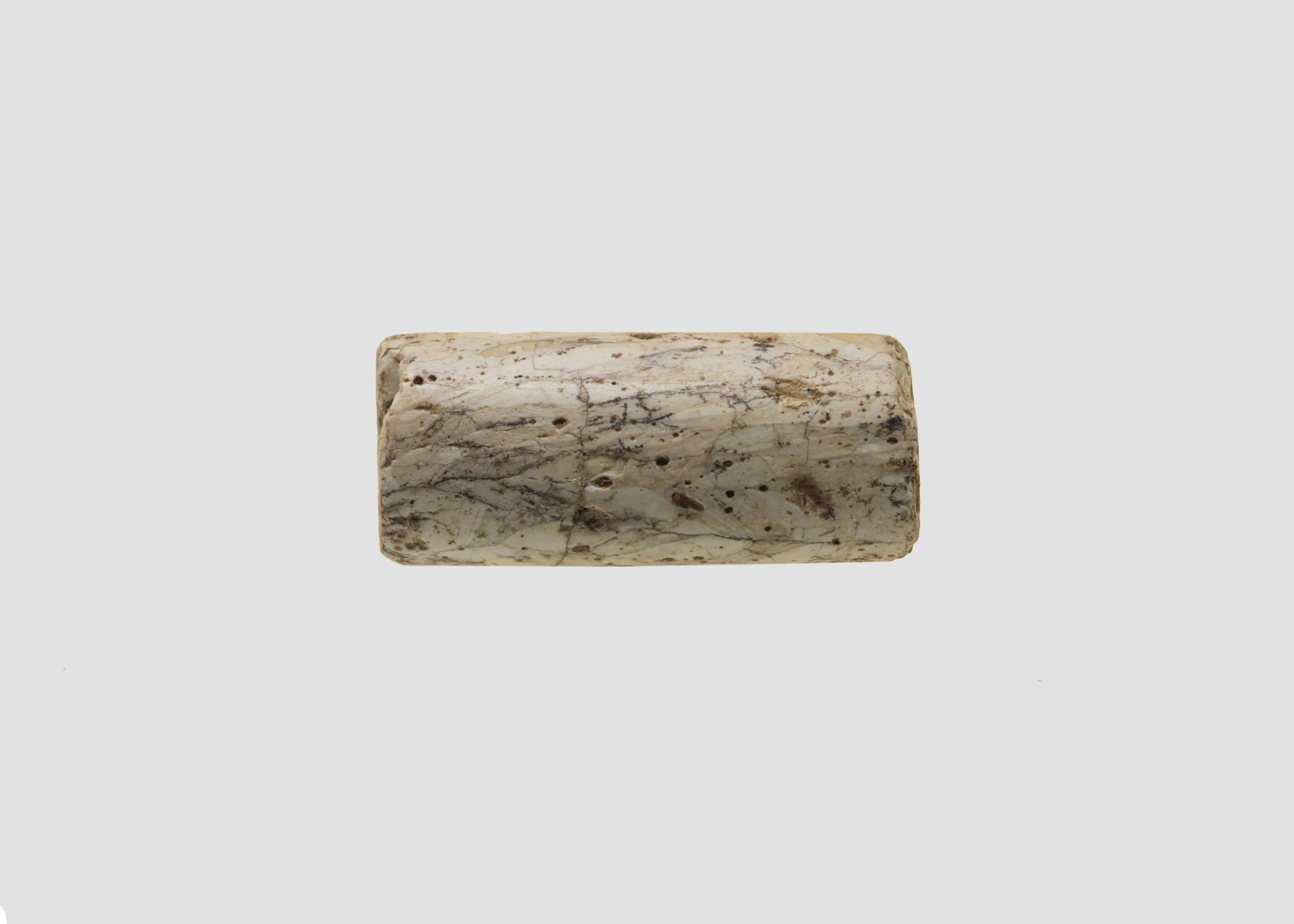 Bead — Unknown