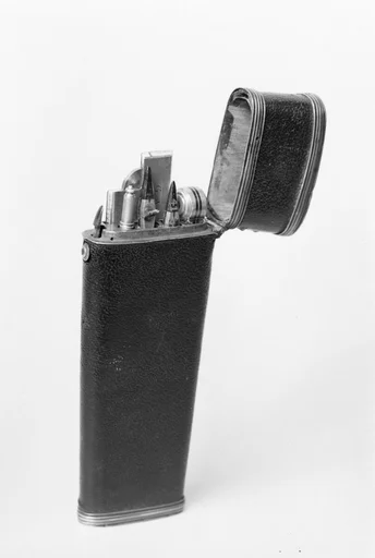 Draughtsman's instruments