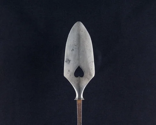 Arrowhead (<i>Yanone</i>)