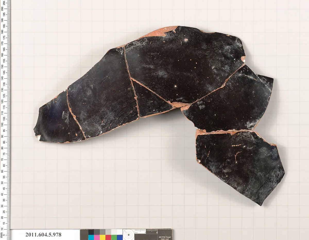 Terracotta fragment of a kylix (drinking cup) — Unknown