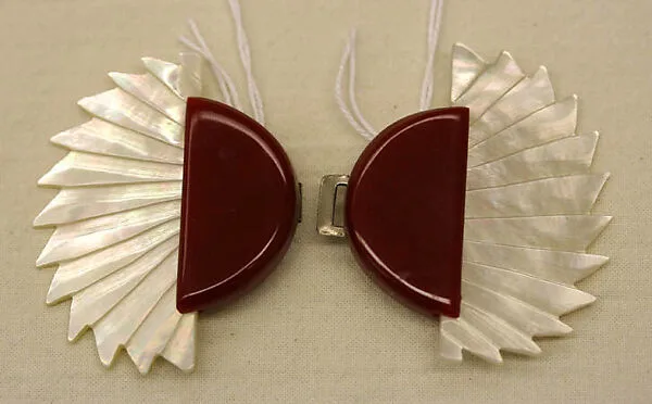Belt buckle — Unknown