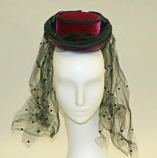 Hat — Salon Moderne, Saks Fifth Avenue
