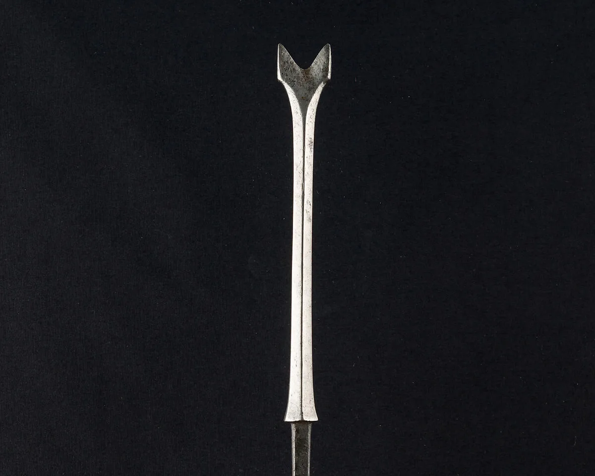 Arrowhead (<i>Yanone</i>) — Unknown