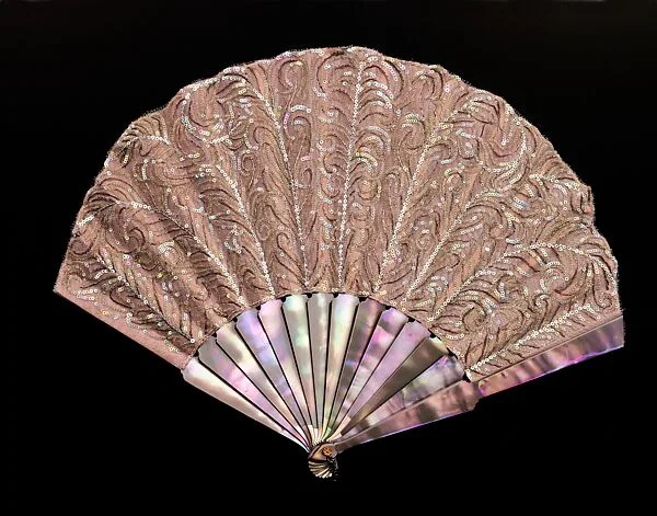 Fan — Duvelleroy