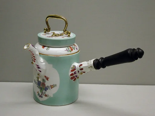 Chocolate pot
