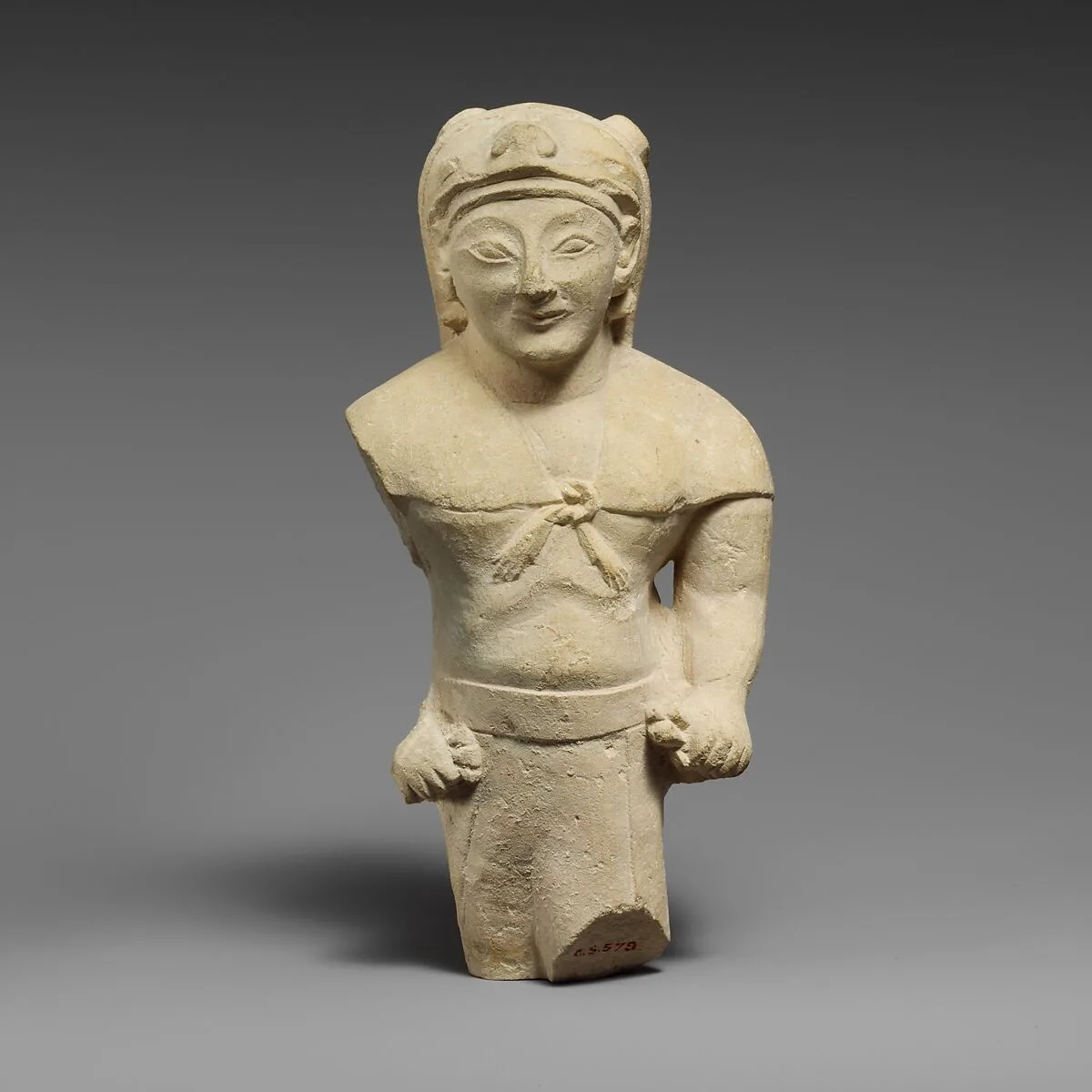 Limestone statuette of Herakles as an archer — Unknown