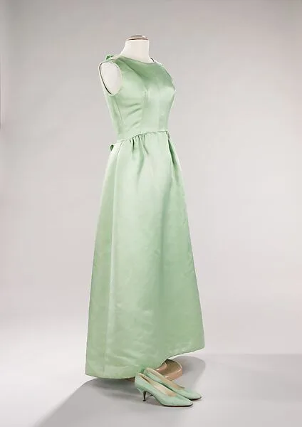 Evening ensemble — Aliata|Cristobal Balenciaga|House of Balenciaga
