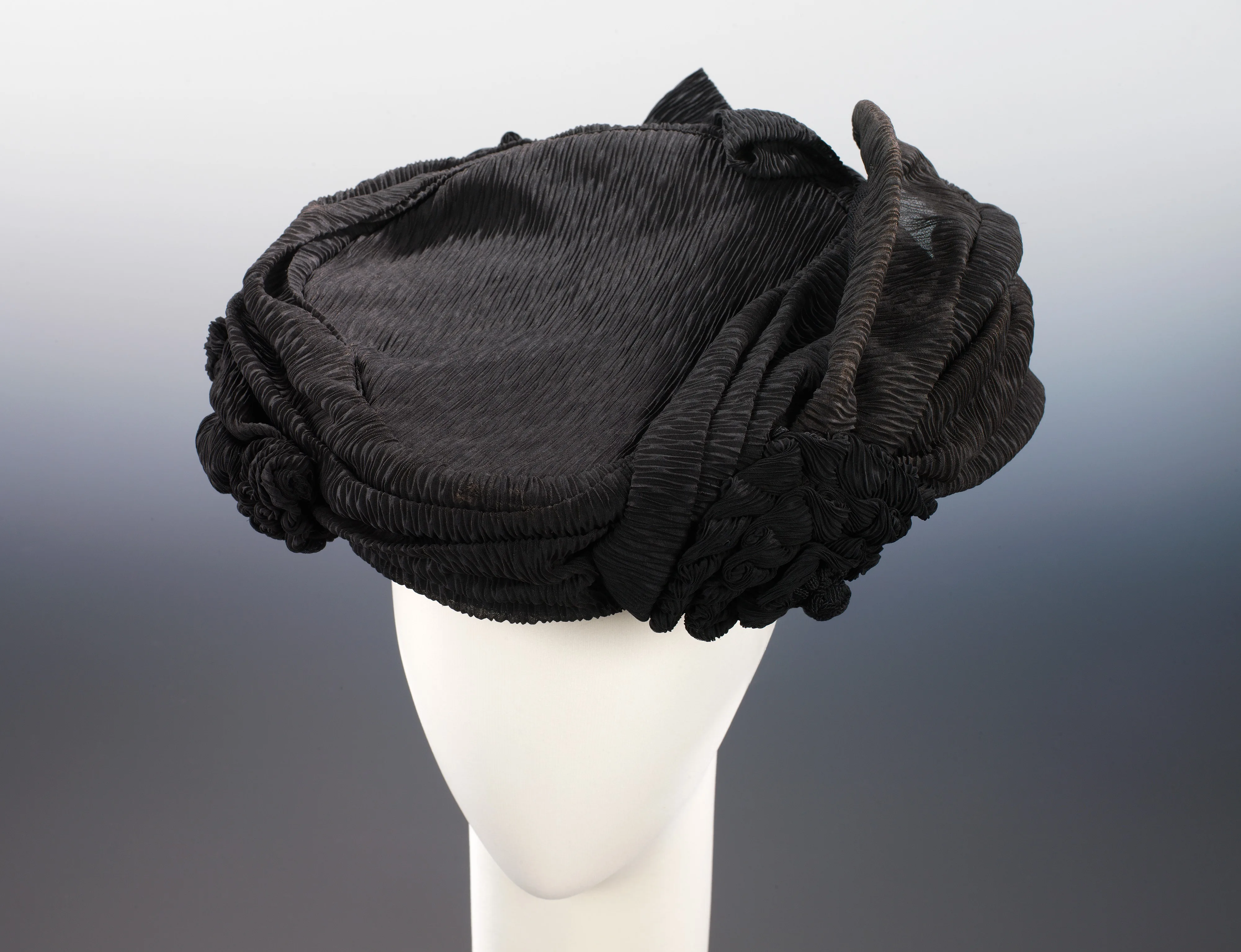 Mourning hat — Crocker