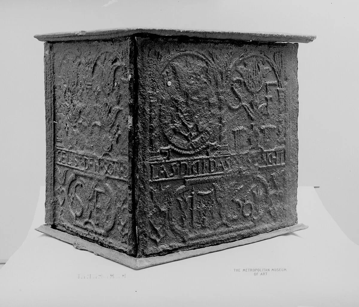 Jamb stove — Samuel Flower