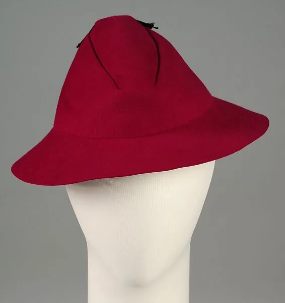 Hat — Elsa Schiaparelli|House of Schiaparelli