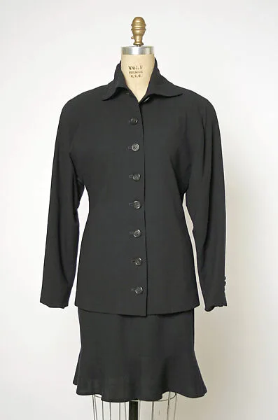 Suit — Perry Ellis Sportswear Inc.|Perry Ellis