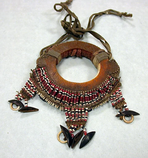 Necklace (Bakiha [?])