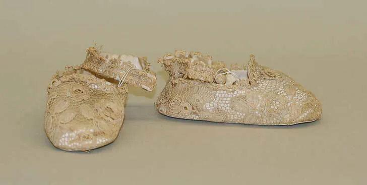 Shoes — Unknown