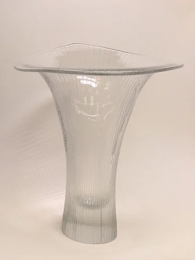 "Kanttarelli" Vase (Model No. 3280)
