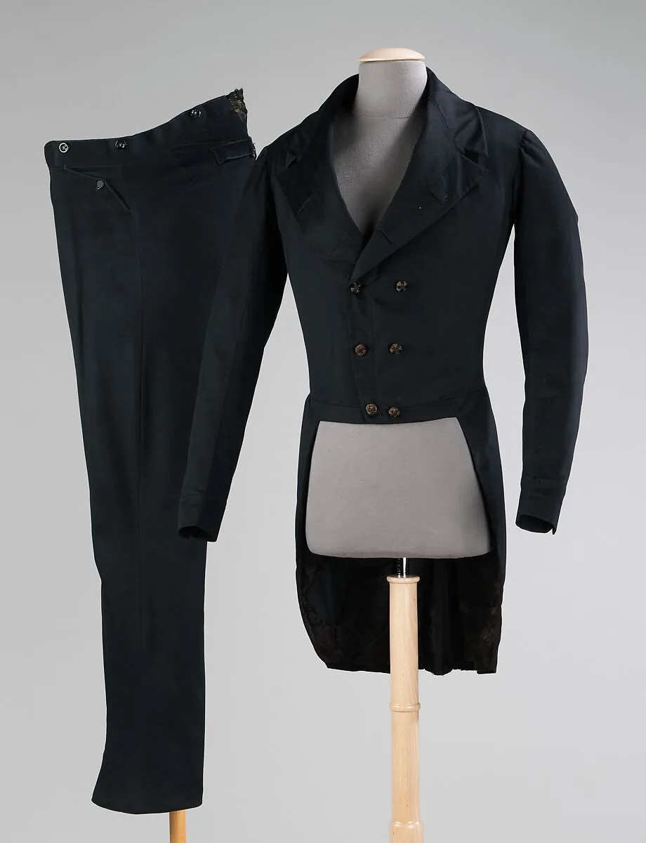 Suit — Unknown