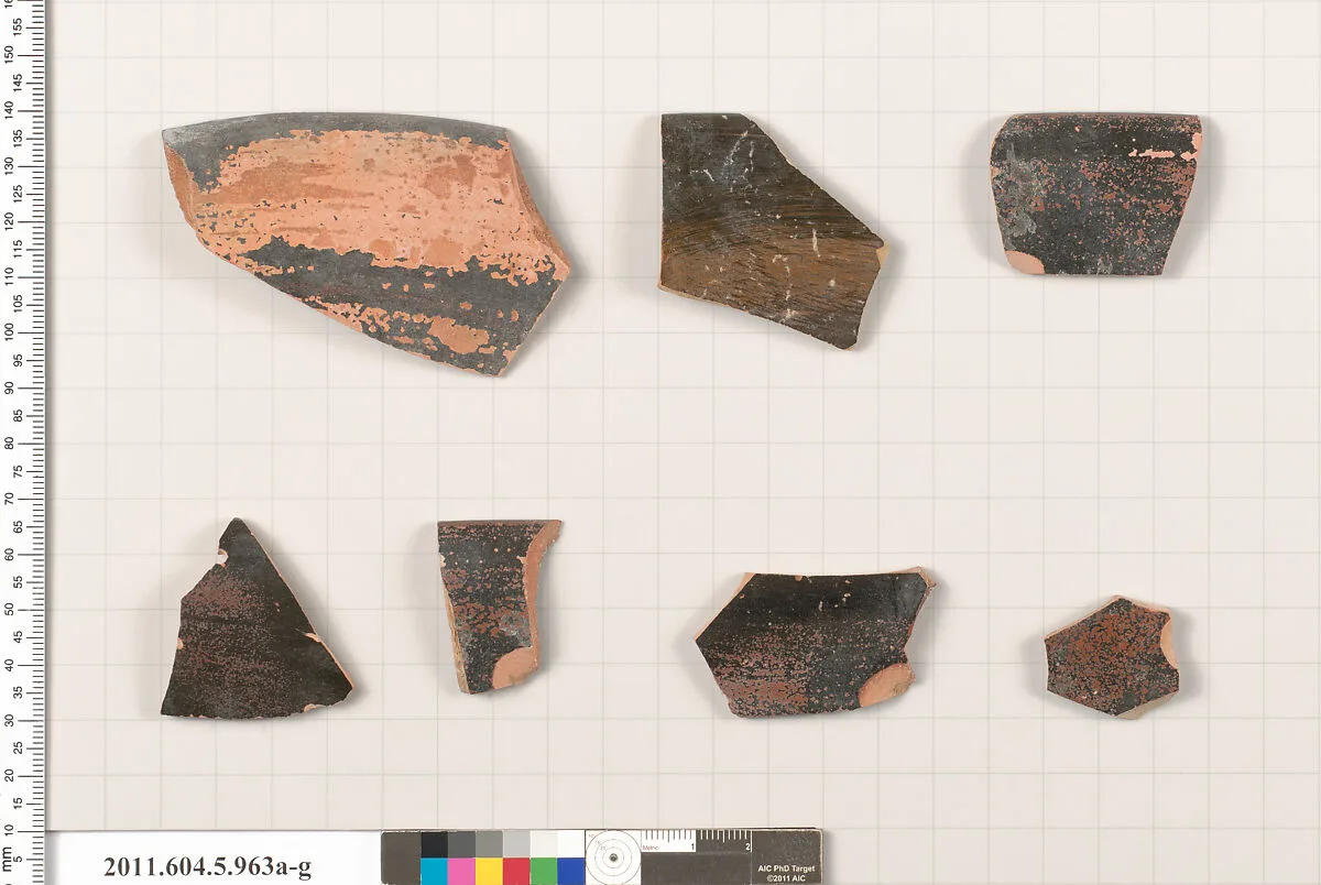 Terracotta fragments of a kylix (drinking cup) — Unknown
