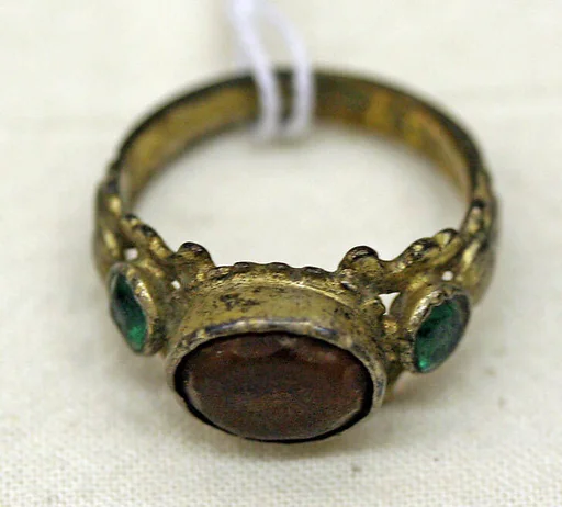 Ring