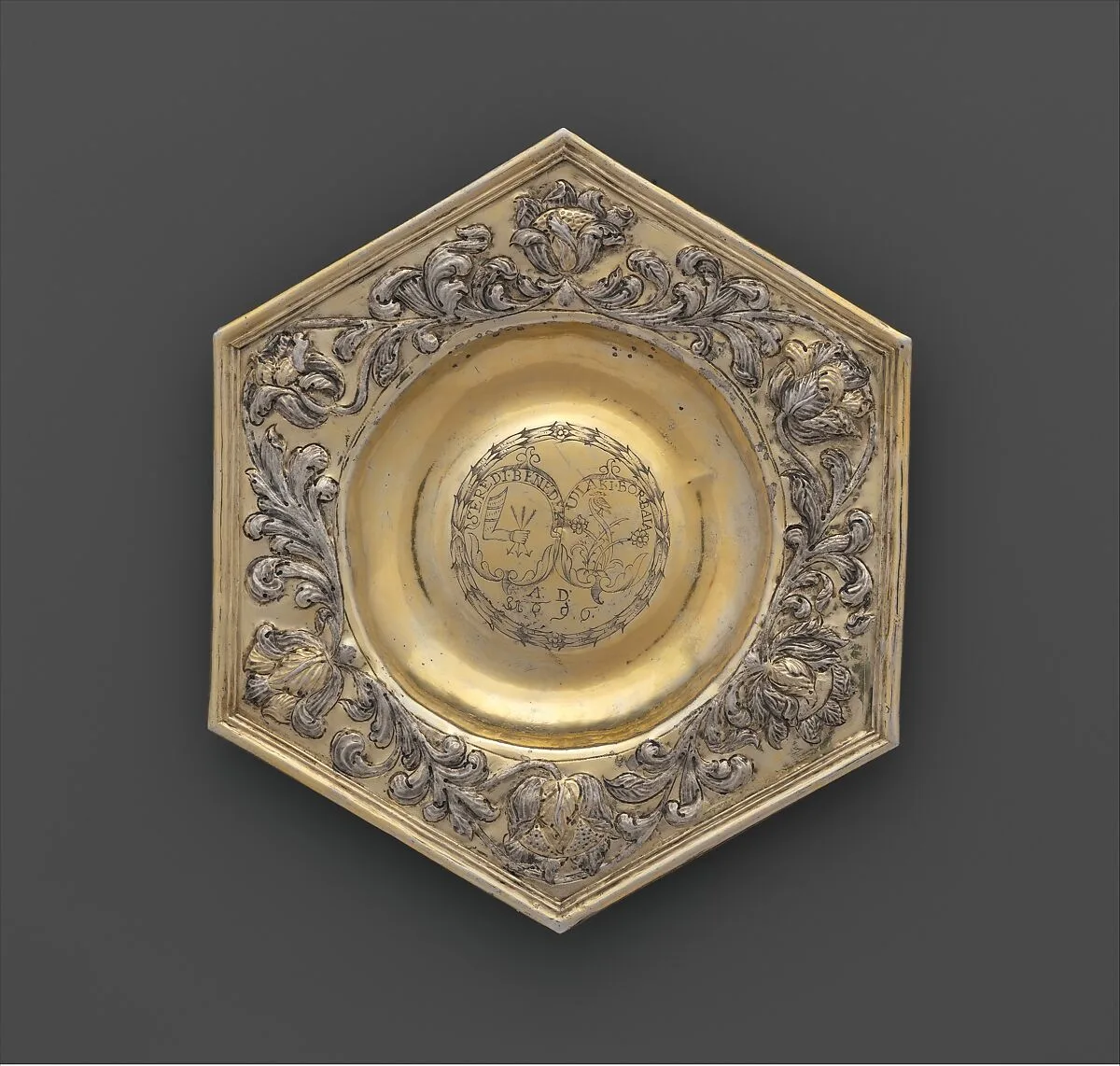 Hexagonal dish — Unknown