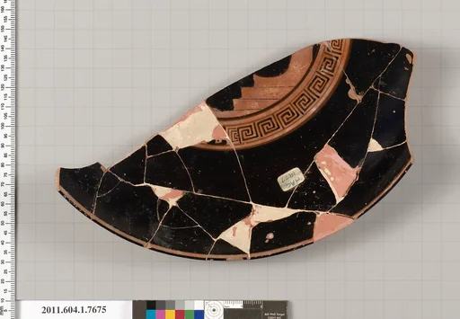 Terracotta rim fragment of a kylix (drinking cup)