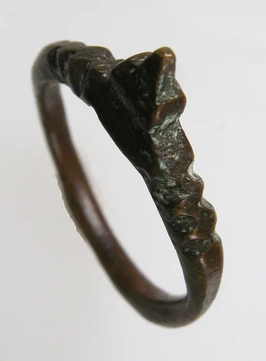 Finger Ring