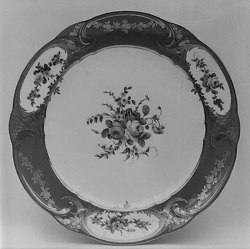 Plate (assiette à palmes) (1 of 102) (part of a service)