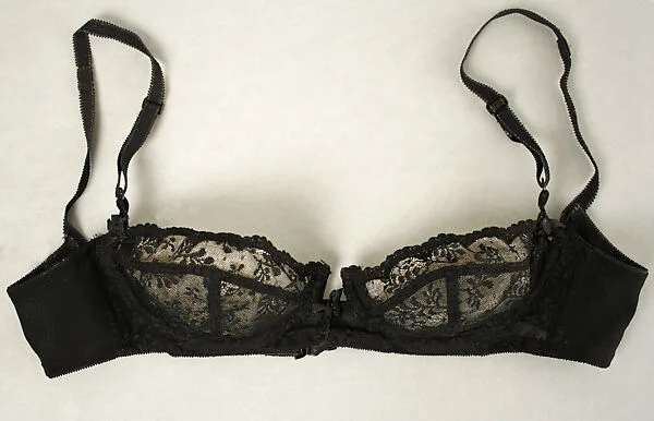 Brassiere — Unknown
