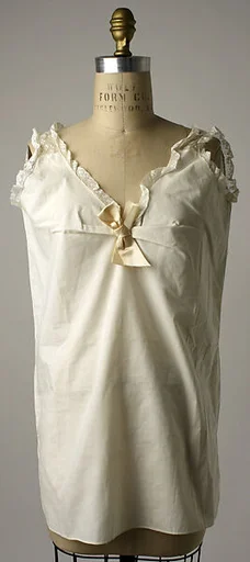 Chemise