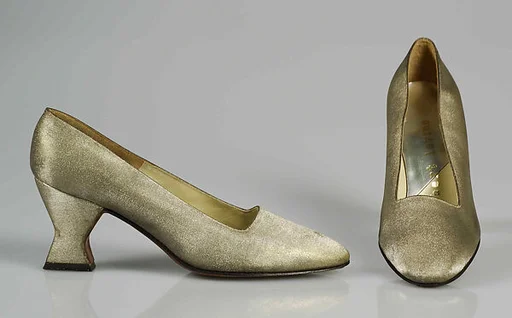 Evening pumps