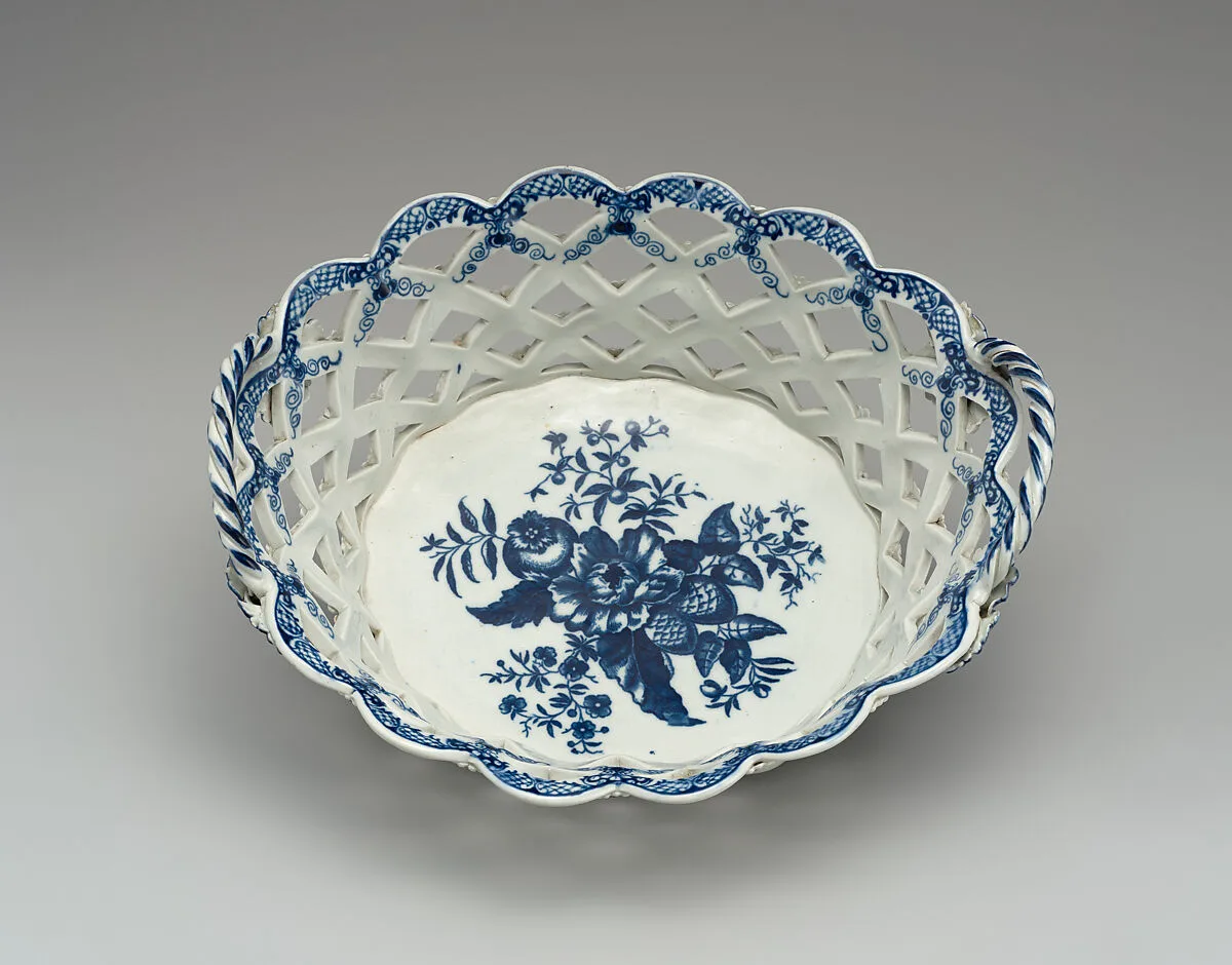 Dessert basket — Caughley Factory