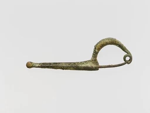 Bronze sanguisuga-type fibula (safety pin)