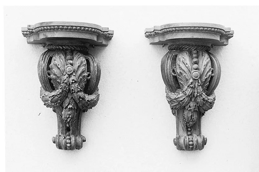Pair of consoles (consoles d'appliques) — Unknown