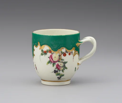 Cup (part of a service)