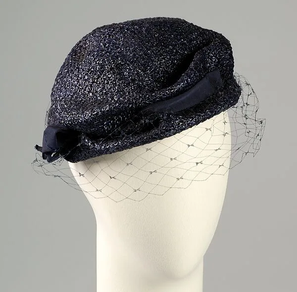 Hat — Rose Valois