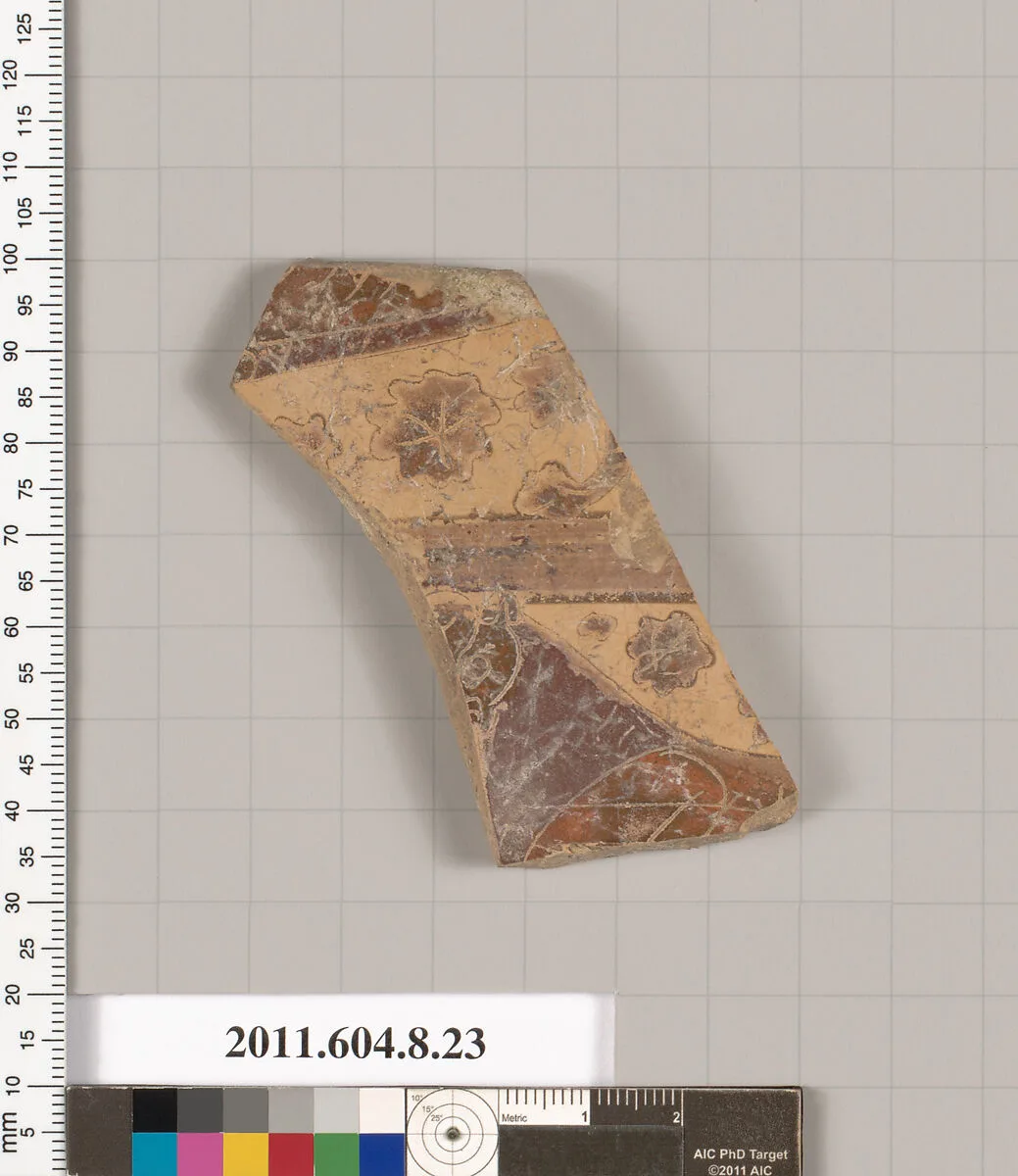 Terracotta fragment of a closed shape — Unknown