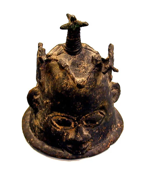 Head — Unknown
