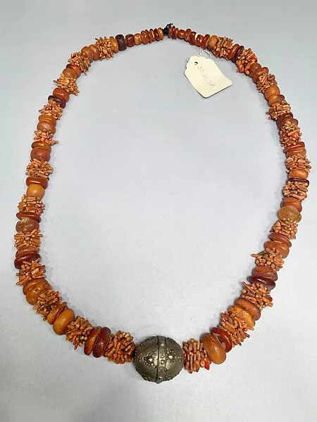 Scented Necklace — Unknown