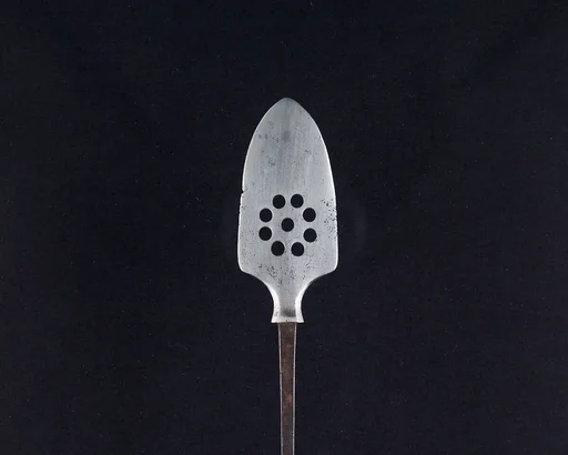 Arrowhead (<i>Yanone</i>)
