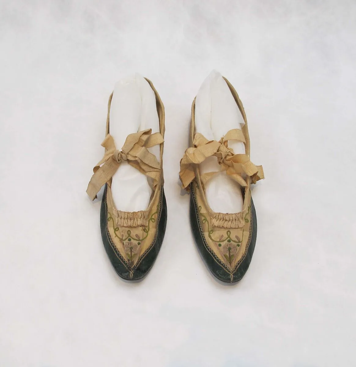 Shoes — Unknown