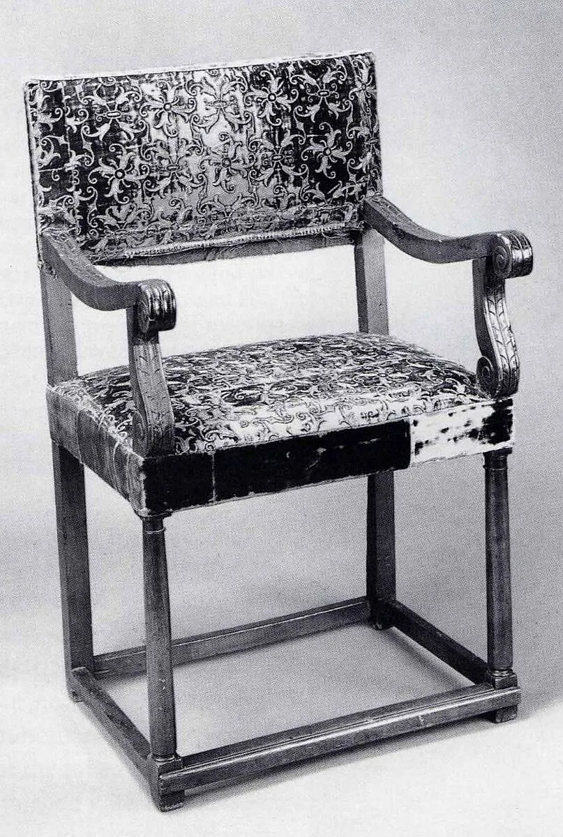 Armchair (chaise à bras) — Unknown