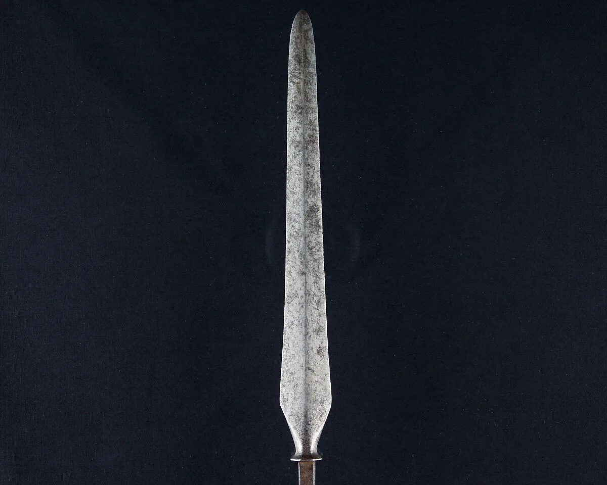 Arrowhead (<i>Yanone</i>) — Unknown
