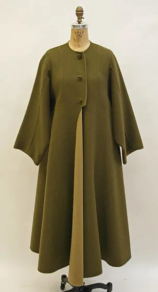 Coat — Madame Grès (Germaine Émilie Krebs)