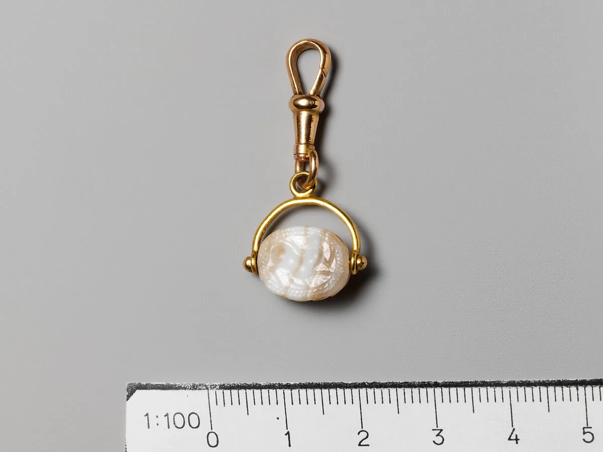 Banded agate scarab — Unknown