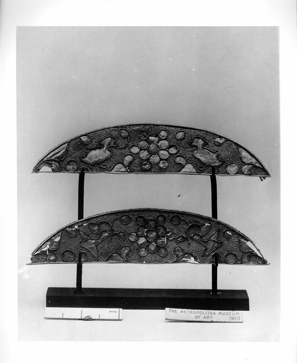 唐 金梳背(兩件)|Comb Tops — Unknown