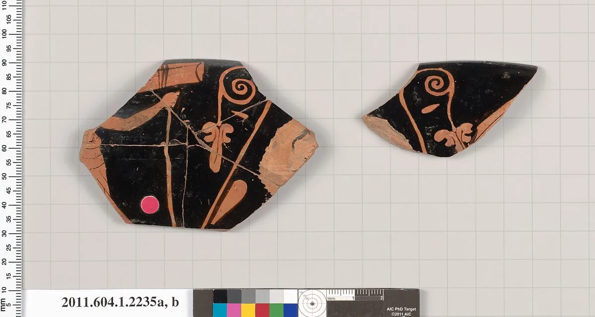 Terracotta rim fragment of a kylix (drinking cup) — Unknown